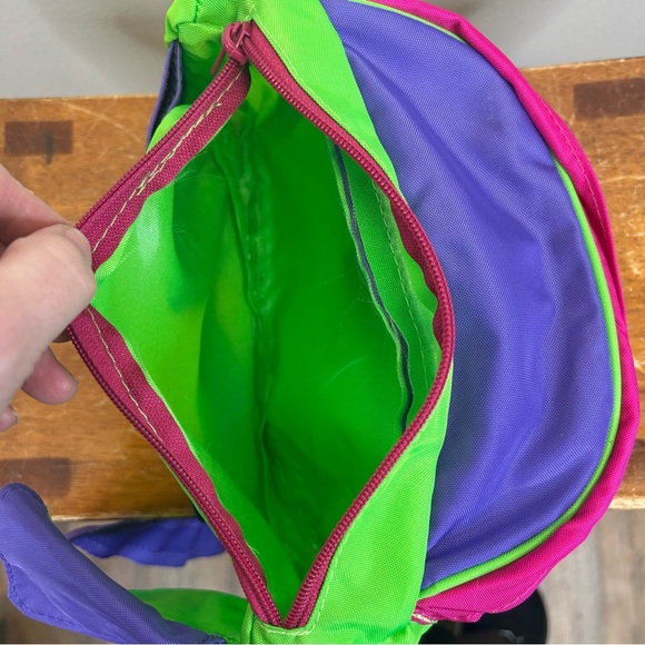 Seirus Vintage 1980s Vibrant Green Purple Fanny Pack Travel Bag Activewear Sport - Picture 8 of 12